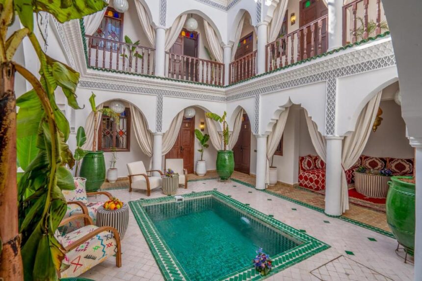 Discover Riad Ekla Boutique Hotel in Marrakesh’s medina pool, terrace, authentic riad charm & central location steps from Jemaa el-Fna. Book now.